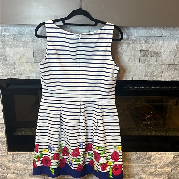 Chaps Navy and White striped A-Line floral Dress size 12 - Picture 6 of 10
